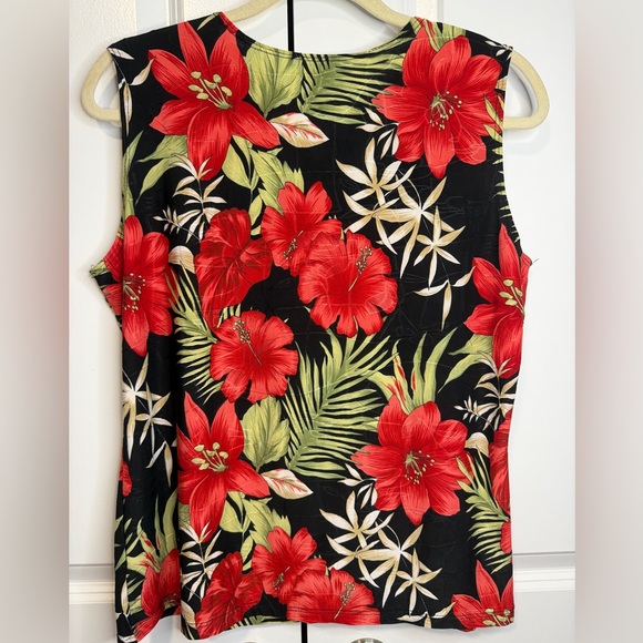 Susan Lawrence XL Tropical Floral Sleeveless Blouse Made USA Black Red Hibiscus - Picture 2 of 5
